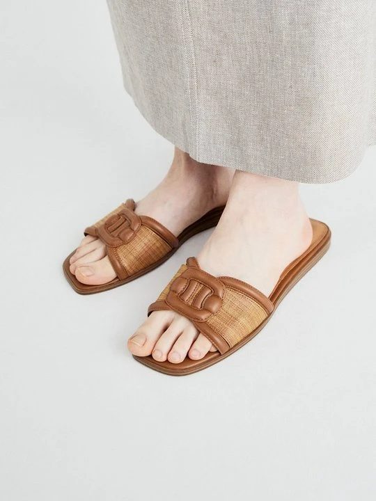 Zdjęcie produktu Sandały Aldo ciemnobrązowy
