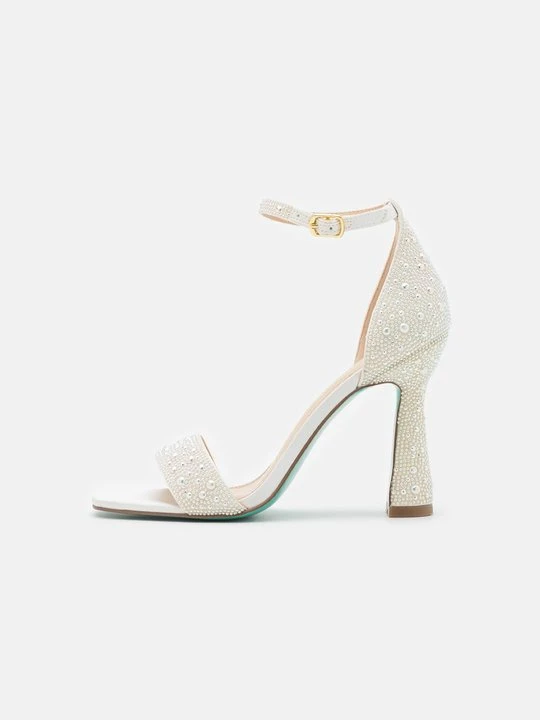 Zdjęcie produktu Sandały Blue By Betsey Johnson mleczny