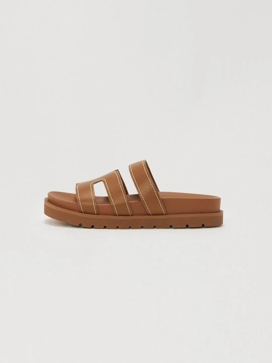 Zdjęcie produktu Sandały kąpielowe Call It Spring koniakowy