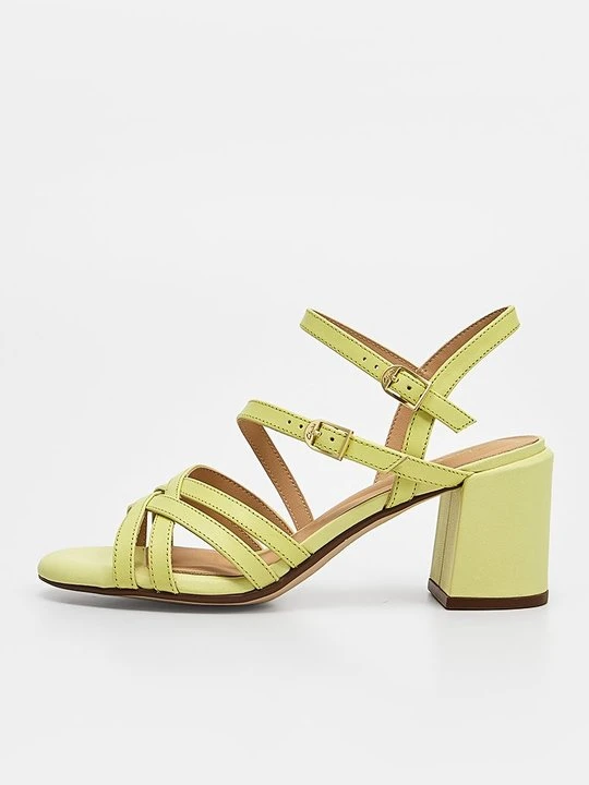 Zdjęcie produktu Sandały Clarks żółty