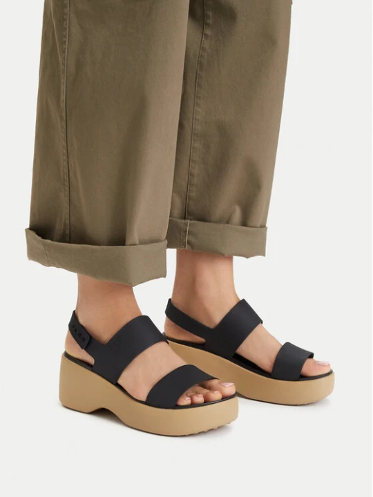Zdjęcie produktu Sandały Crocs Brooklyn Sky Sandal 212250 Czarny
