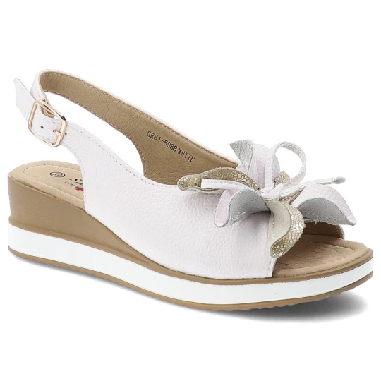 Zdjęcie produktu Sandały damskie S.Barski, cholewka ze skóry naturalnej licowej z szerokim paskiem z regulacją na metalową klamrę, białe, GR61-5988