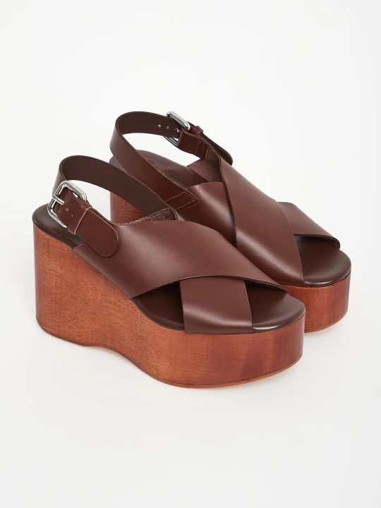 Zdjęcie produktu Sandały damskie skórzane na koturnie Angio WEEKEND MAX MARA