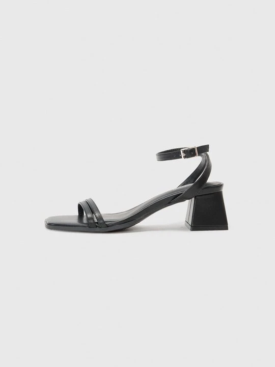 Zdjęcie produktu Sandały Even&Odd By Zalando czarny