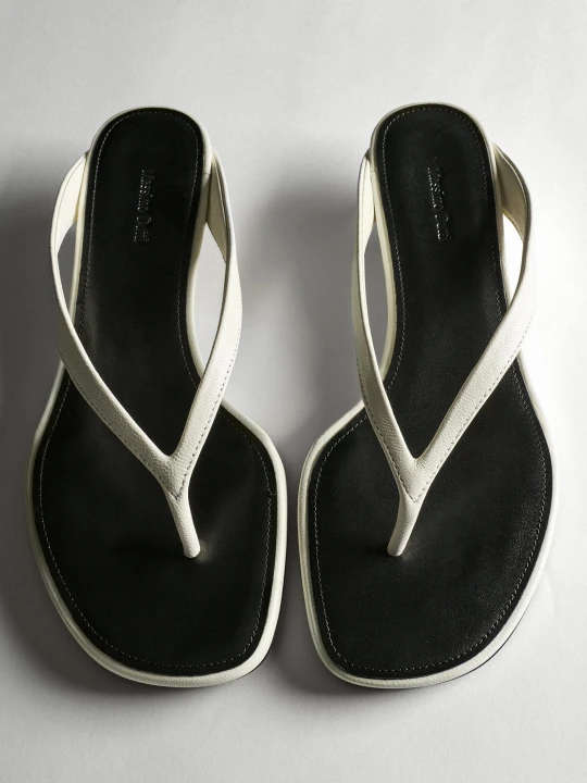 Zdjęcie produktu Sandały Japonki Na Średnim Obcasie - Biały - Massimo Dutti - Female