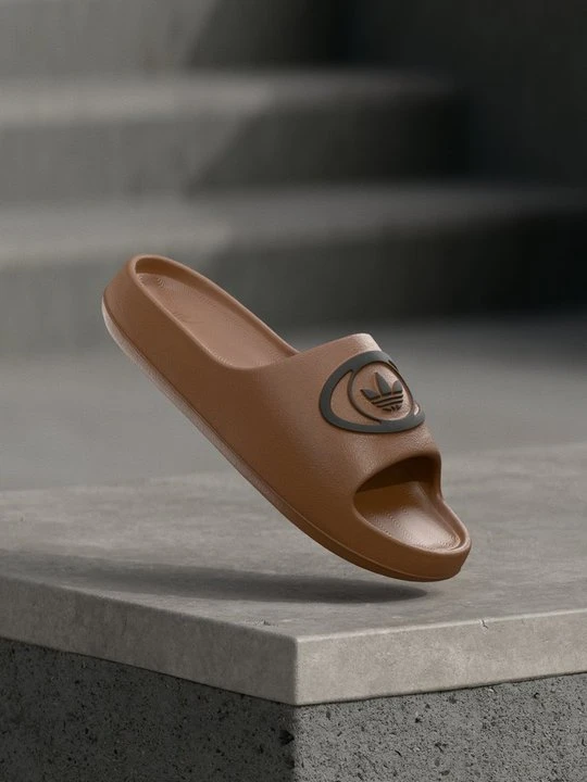 Zdjęcie produktu Sandały kąpielowe adidas Originals brązowy