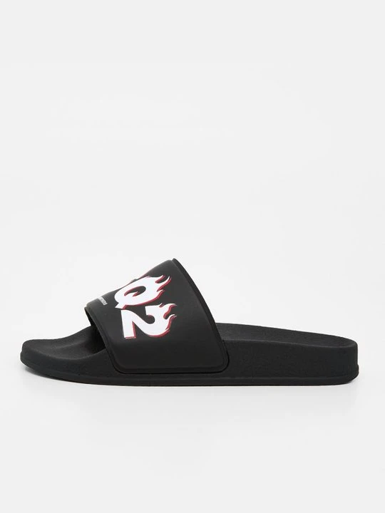Zdjęcie produktu Sandały kąpielowe Dsquared2 czarny