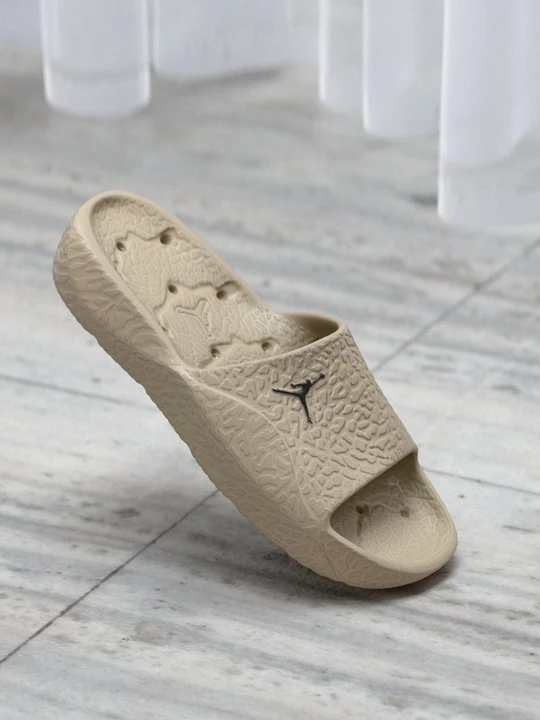 Zdjęcie produktu Sandały kąpielowe Jordan khaki