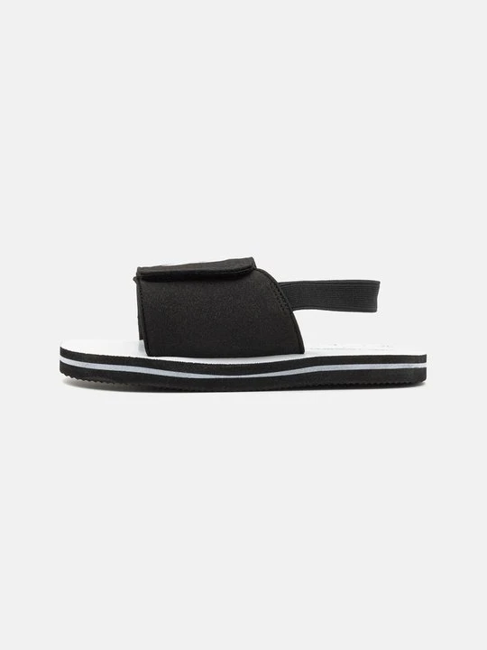 Zdjęcie produktu Sandały KARL LAGERFELD czarny