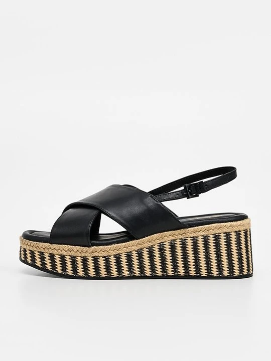 Zdjęcie produktu Sandały na koturnie Clarks czarny