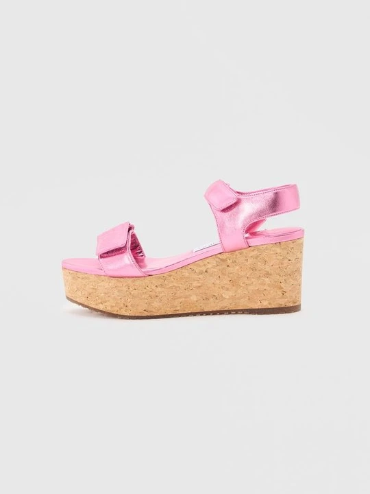 Zdjęcie produktu Sandały na koturnie Jimmy Choo mleczny