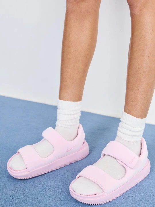 Zdjęcie produktu Sandały na koturnie Nike jasnoróżowy