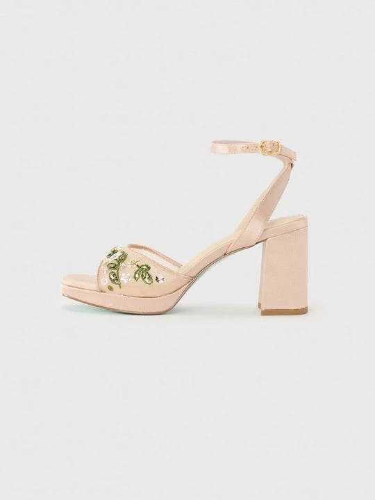 Zdjęcie produktu Sandały na obcasie Blue By Betsey Johnson nude