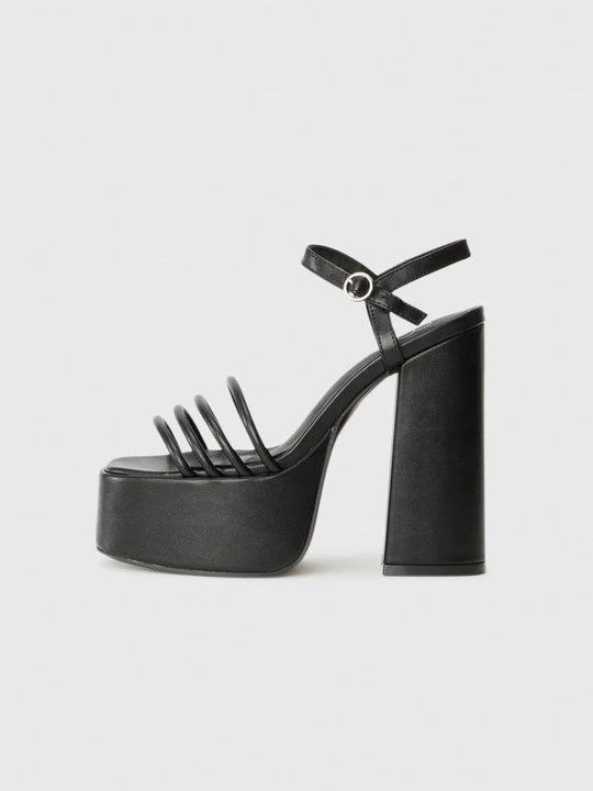 Zdjęcie produktu Sandały na obcasie Koi Footwear czarny