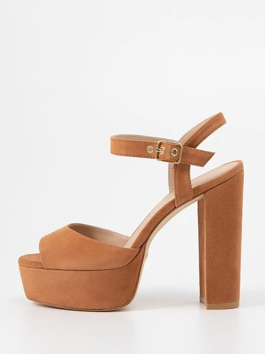 Zdjęcie produktu Sandały na platformie Stuart Weitzman jasny brąz
