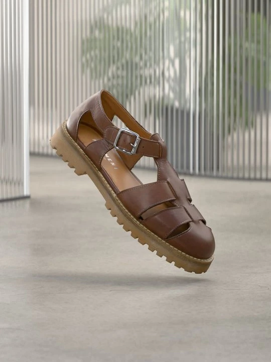 Zdjęcie produktu Sandały Pavement tan