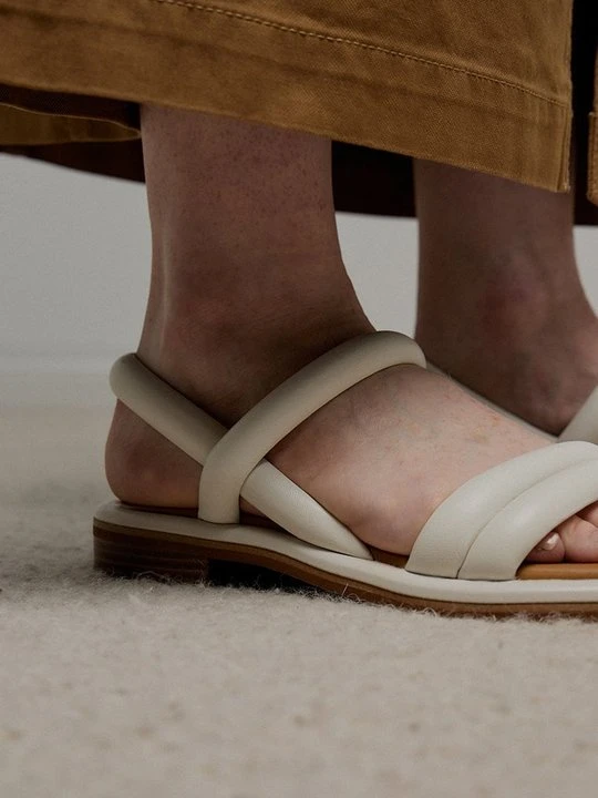 Zdjęcie produktu Sandały See By Chloé mleczny