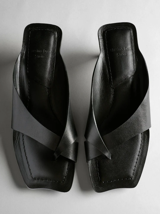 Zdjęcie produktu Sandały Skórzane Na Obcasie - Studio - Czarny - Massimo Dutti - Female