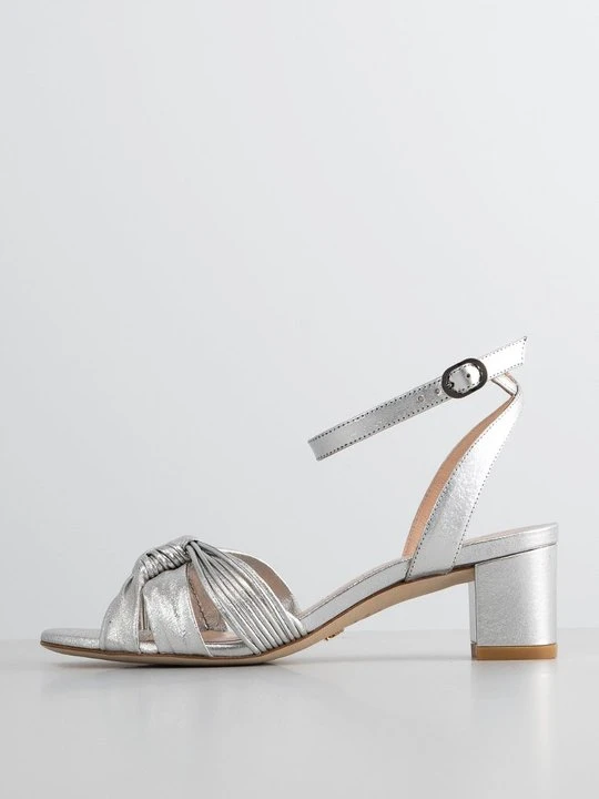 Zdjęcie produktu Sandały Stuart Weitzman srebrny