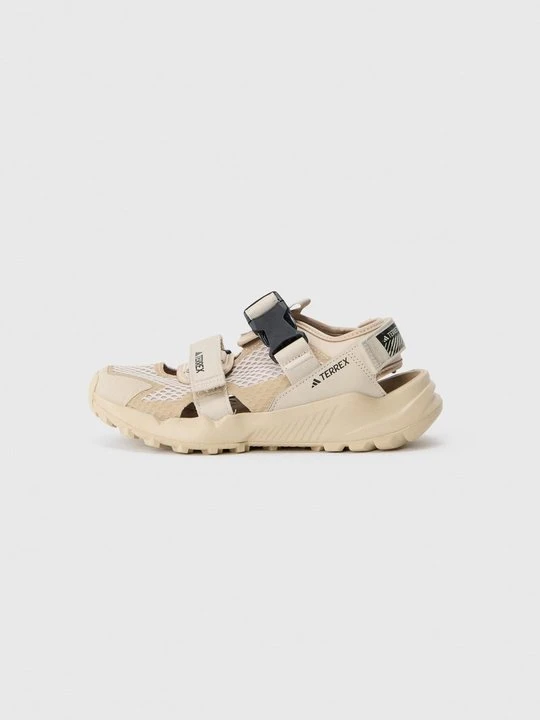 Zdjęcie produktu Sandały trekkingowe Adidas Terrex beżowy