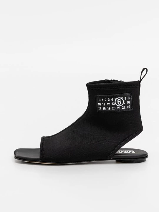 Zdjęcie produktu Sandały z cholewką MM6 Maison Margiela czarny