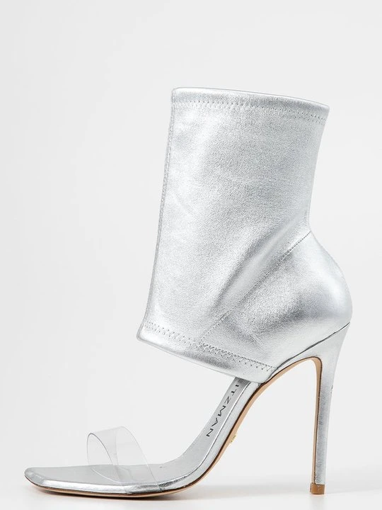 Zdjęcie produktu Sandały z cholewką Stuart Weitzman srebrny