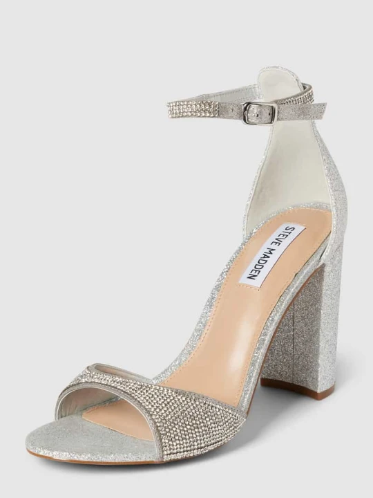 Zdjęcie produktu Sandały z obszyciem kamieniami stras model ‘CAPSULE’ Steve Madden Srebrny