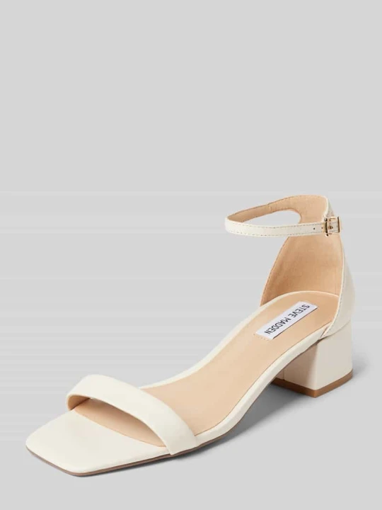 Zdjęcie produktu Sandały ze sprzączką model ‘GENA’ Steve Madden Écru