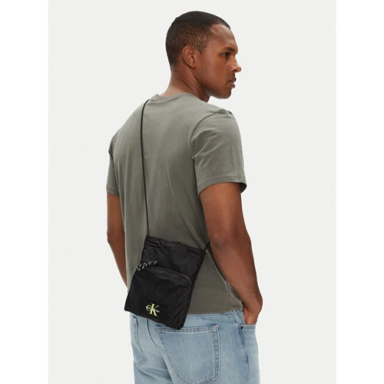 Zdjęcie produktu Saszetka Calvin Klein Tech Utility Small Cb LV04G1079G Czarny