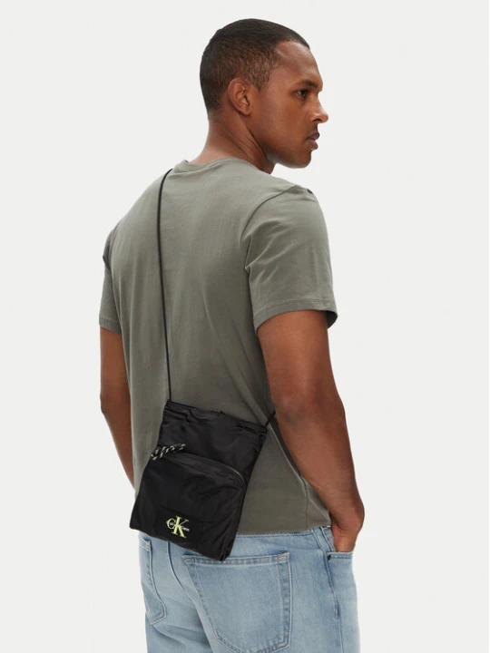 Zdjęcie produktu Saszetka Calvin Klein Tech Utility Small Cb LV04G1079G Czarny