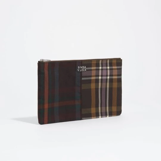 Zdjęcie produktu Saszetka kopertowa średnia woskowane wykończenie tartan czekoladowo-zielona BIMBA Y LOLA