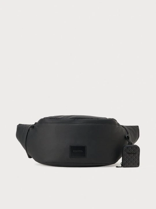 Zdjęcie produktu Saszetka nerka Calvin Klein czarny