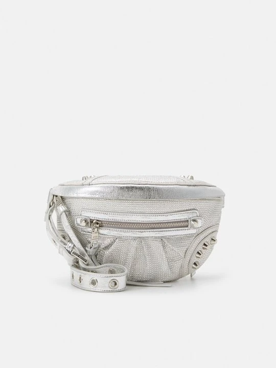 Zdjęcie produktu Saszetka nerka Steve Madden srebrny