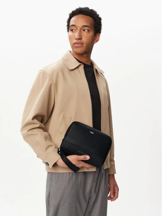 Zdjęcie produktu Saszetka Tommy Hilfiger Th Central Pouch AM0AM14484 Czarny