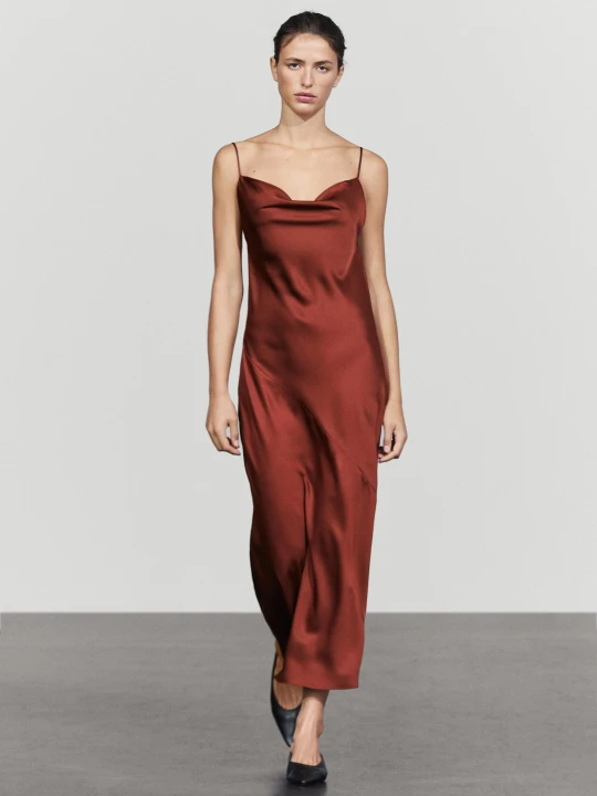 Zdjęcie produktu Satynowa Sukienka Midi - Spal. Pomar - 34 (Xs) - Massimo Dutti - Female