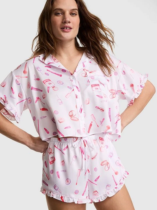 Zdjęcie produktu PINK Satynowy komplet piżamowy GRWPINK: koszula z krótkim rękawem i szorty Victoria's Secret
