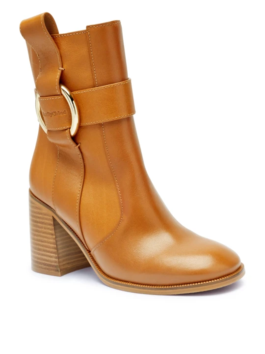 Zdjęcie produktu See By Chloé Skórzane botki na słupku camel