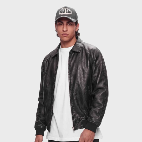 Zdjęcie produktu Signature PU Leather Bomber Jacket Karl Kani czarny