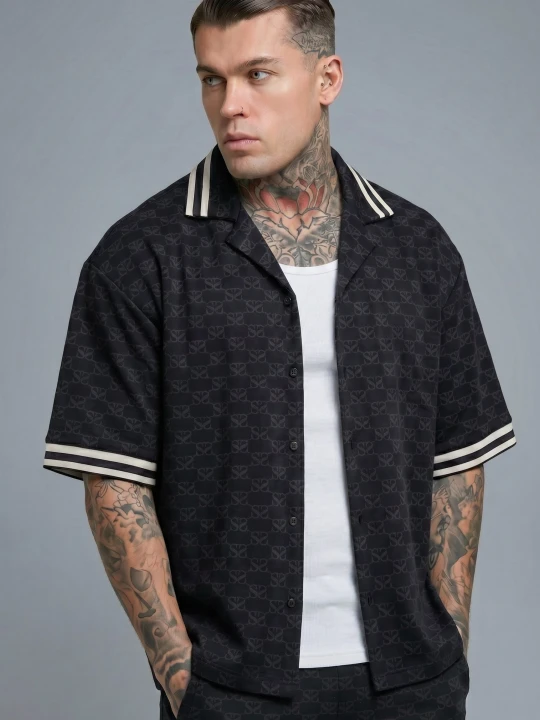 Zdjęcie produktu SikSilk Męska Czarna Monogramowa Koszula Resortowa