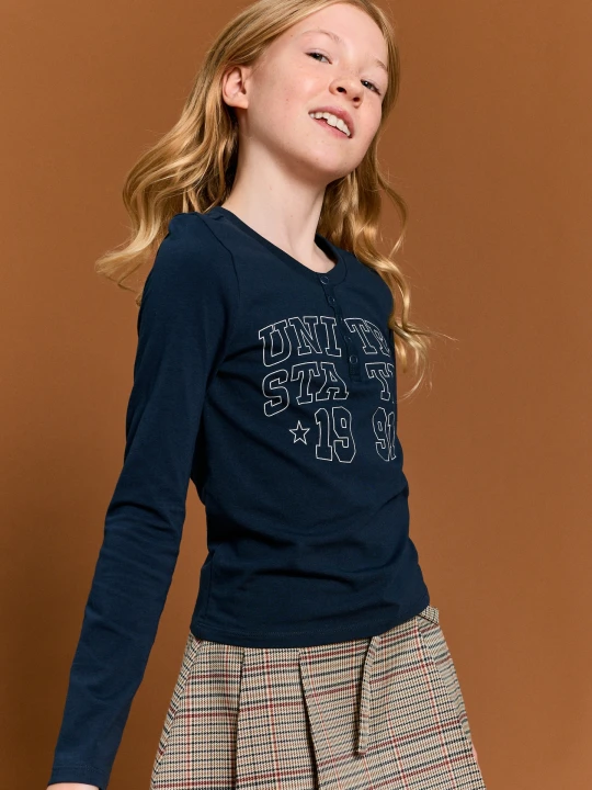 Zdjęcie produktu Sinsay - Bawełniany longsleeve z dekoltem henley - granatowy