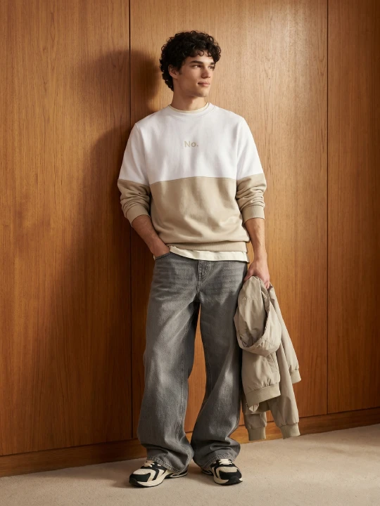 Zdjęcie produktu Sinsay - Bluza crewneck z domieszką bawełny - biały