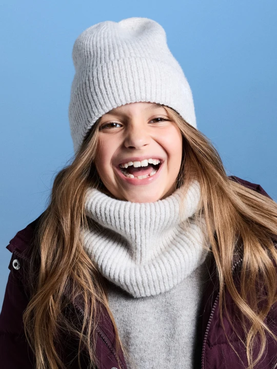 Zdjęcie produktu Sinsay - Czapka beanie z haftem z domieszką bawełny - beżowy