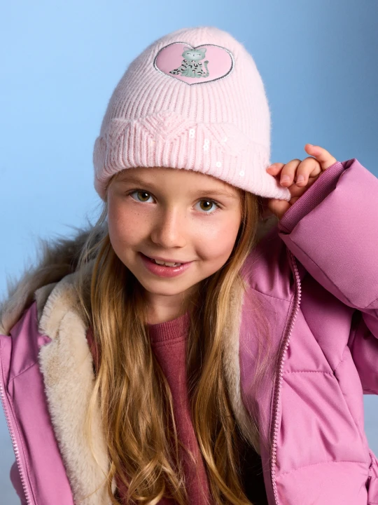 Zdjęcie produktu Sinsay - Czapka beanie z naszywką w kształcie serca - różowy