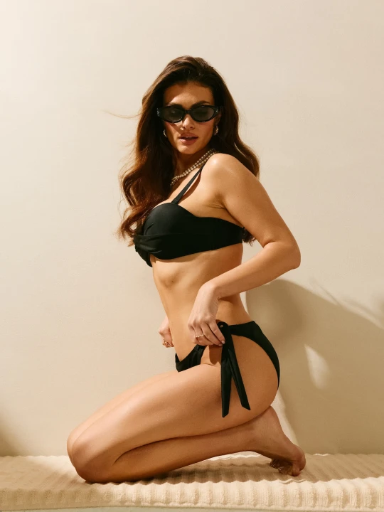 Zdjęcie produktu Sinsay - Dół od bikini wiązany po bokach - czarny