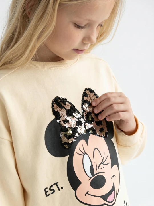 Zdjęcie produktu Sinsay - Dresowa bluza crewneck z nadrukiem i cekinową aplikacją Minnie Mouse - wielobarwny