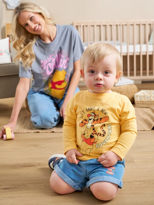 Zdjęcie produktu Sinsay - Jeansowe szorty Winnie the Pooh - indigo jeans