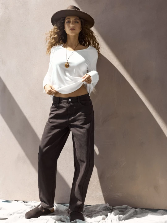 Zdjęcie produktu Sinsay - Jeansy balloon high waist z ozdobnym przeszyciem - brązowy