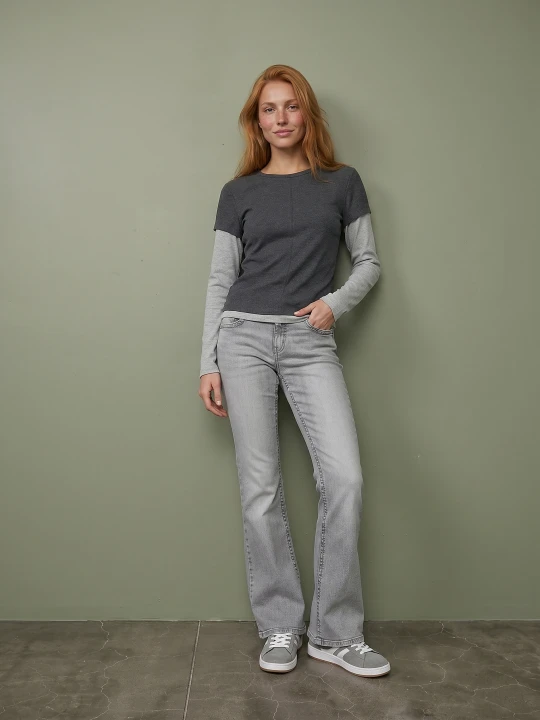 Zdjęcie produktu Sinsay - Jeansy flare z efektem sprania low waist - szary