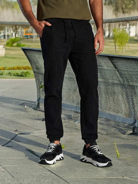 Zdjęcie produktu Sinsay - Jeansy jogger - czarny