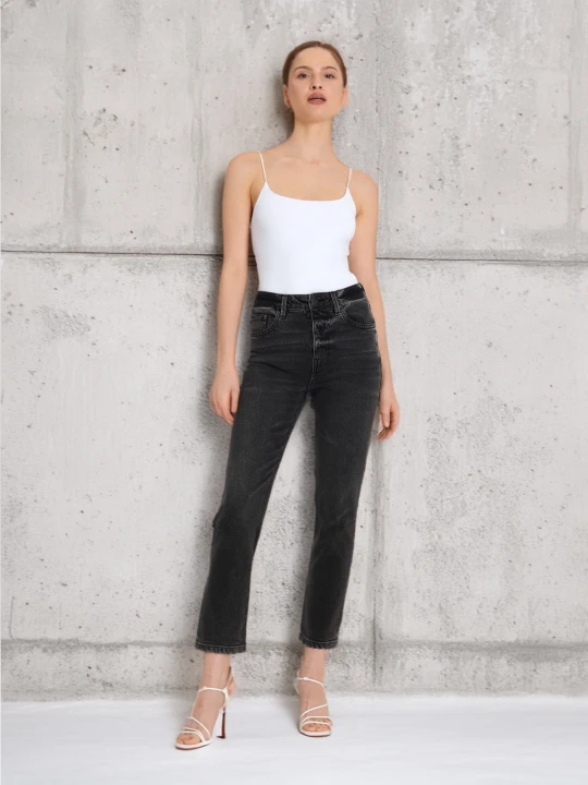 Zdjęcie produktu Sinsay - Jeansy straight mid waist - czarny